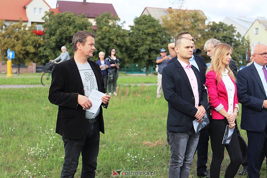 Inauguracja muralu historycznego [20.09.2020] - zdjęcie #23 - eOstroleka.pl