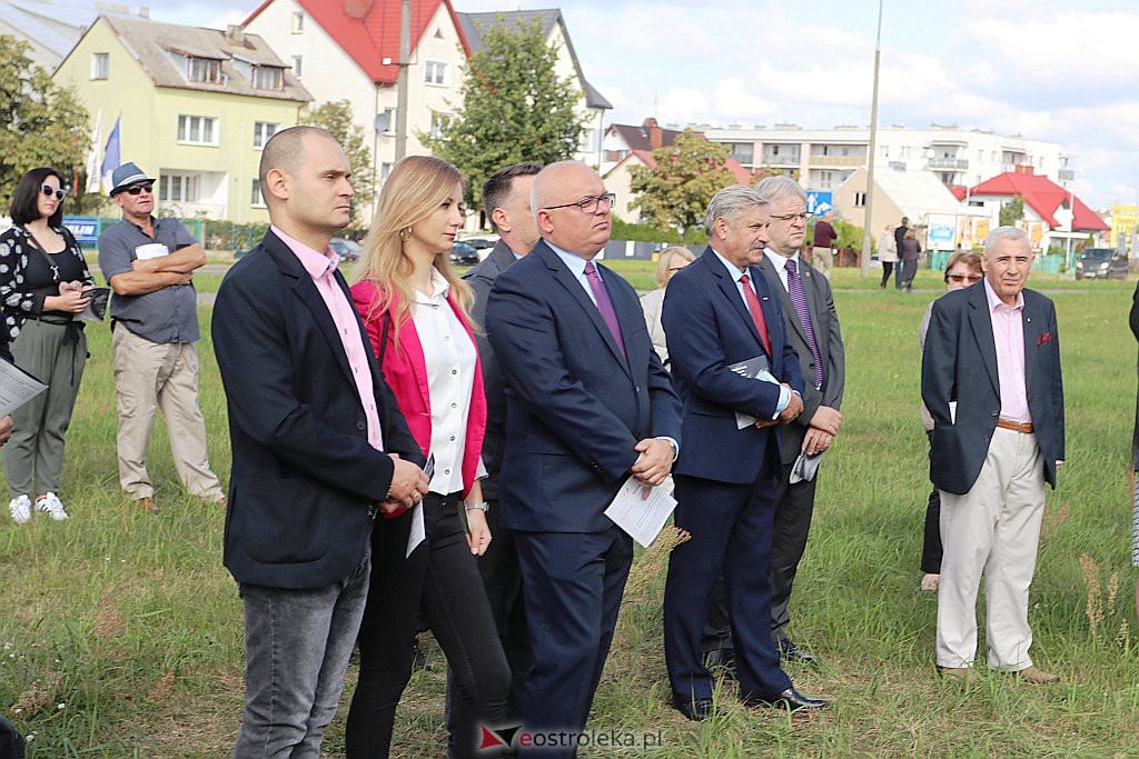 Inauguracja muralu historycznego [20.09.2020] - zdjęcie #12 - eOstroleka.pl