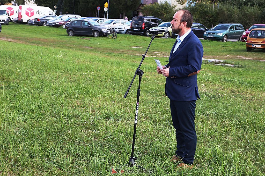 Inauguracja muralu historycznego [20.09.2020] - zdjęcie #10 - eOstroleka.pl