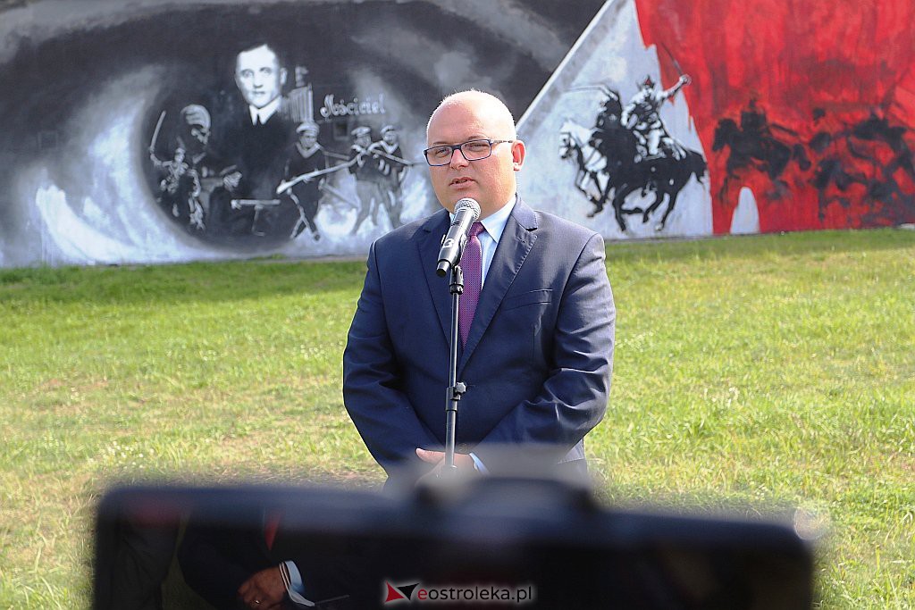Inauguracja muralu historycznego [20.09.2020] - zdjęcie #7 - eOstroleka.pl