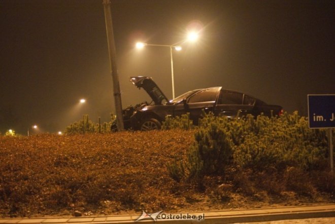 Wypadek na Rondzie Jana Radomskiego w Ostrołęce (08.11.2010) - zdjęcie #5 - eOstroleka.pl