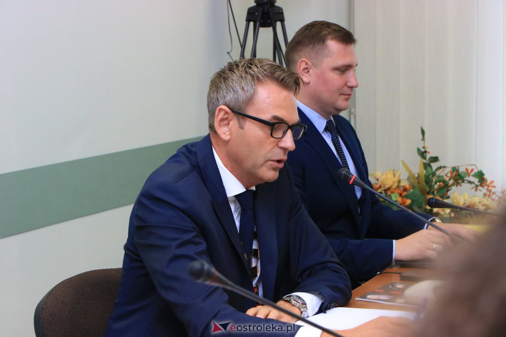 XXXIII sesja Rady Miasta Ostrołęki [24.09.2020] - zdjęcie #38 - eOstroleka.pl