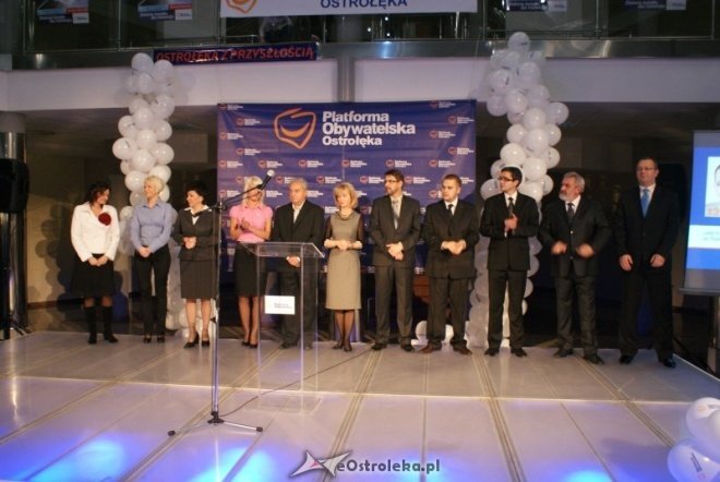 Konwencja wyborcza Platformy Obywatelskiej (08.11.2010) - zdjęcie #52 - eOstroleka.pl