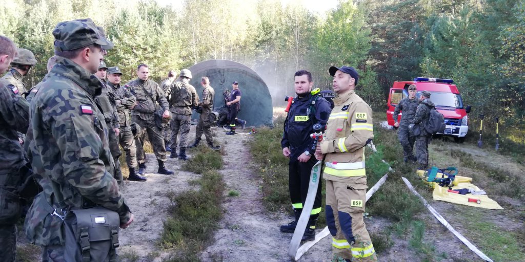 Szukali poszkodowanych w zadymionym namiocie [28,.09.2020] - zdjęcie #14 - eOstroleka.pl