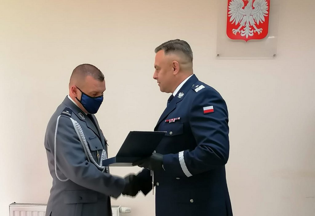 Oficjalne pożegnanie komendanta miejskiego policji w Ostrołęce [01.10.2020] - zdjęcie #2 - eOstroleka.pl