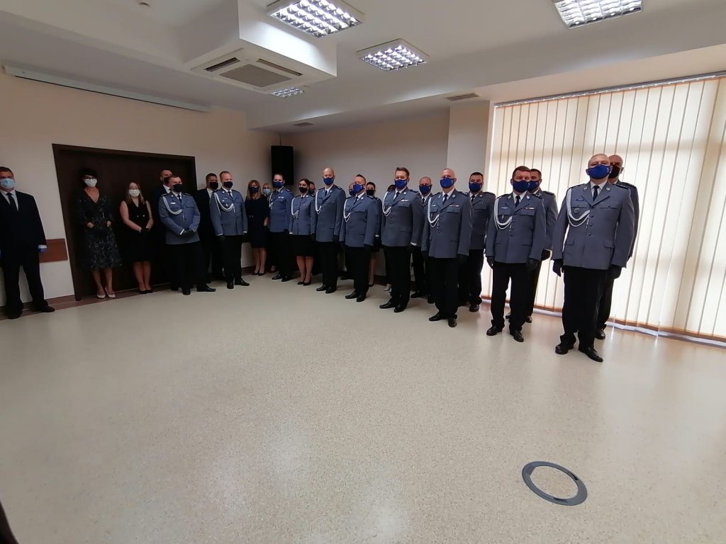 Oficjalne pożegnanie komendanta miejskiego policji w Ostrołęce [01.10.2020] - zdjęcie #4 - eOstroleka.pl