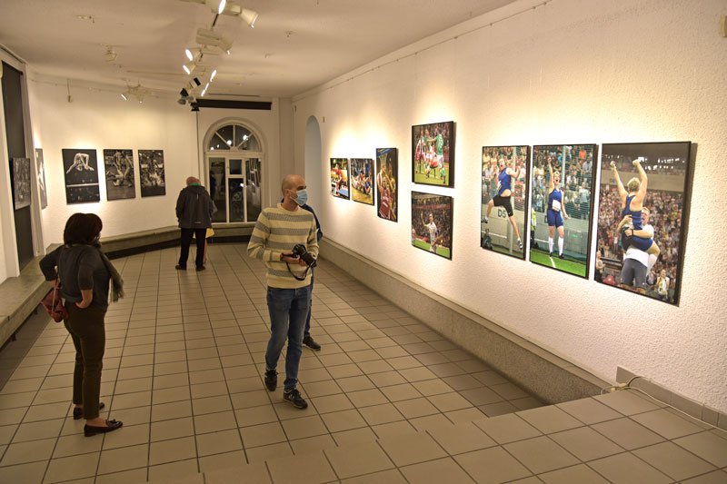 XII OFF wystartował. Tematem tegorocznego festiwalu jest fotografia sportowa [01.10.2020] - zdjęcie #11 - eOstroleka.pl