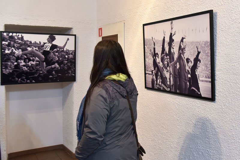 XII OFF wystartował. Tematem tegorocznego festiwalu jest fotografia sportowa [01.10.2020] - zdjęcie #7 - eOstroleka.pl