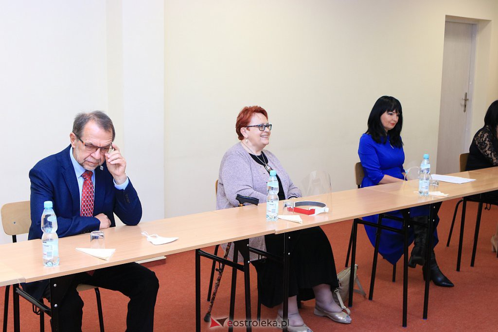 Uroczyste posiedzenie Senatu Wyższej Szkoły Administracji Publicznej w Ostrołęce [02.10.2020] - zdjęcie #4 - eOstroleka.pl