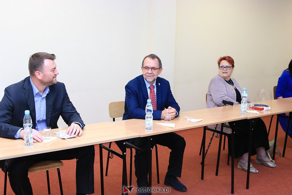 Uroczyste posiedzenie Senatu Wyższej Szkoły Administracji Publicznej w Ostrołęce [02.10.2020] - zdjęcie #29 - eOstroleka.pl