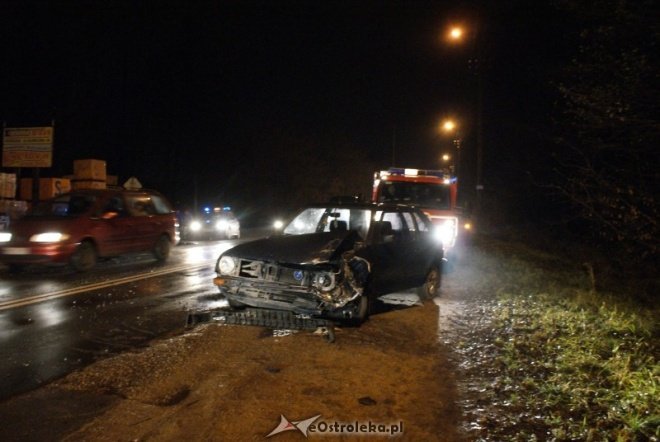 Wypadek na ul. Stacha Konwy (10.11.2010) - zdjęcie #2 - eOstroleka.pl