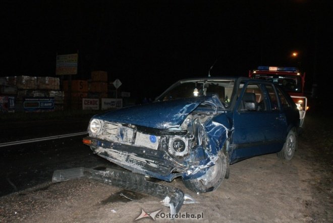 Wypadek na ul. Stacha Konwy (10.11.2010) - zdjęcie #5 - eOstroleka.pl