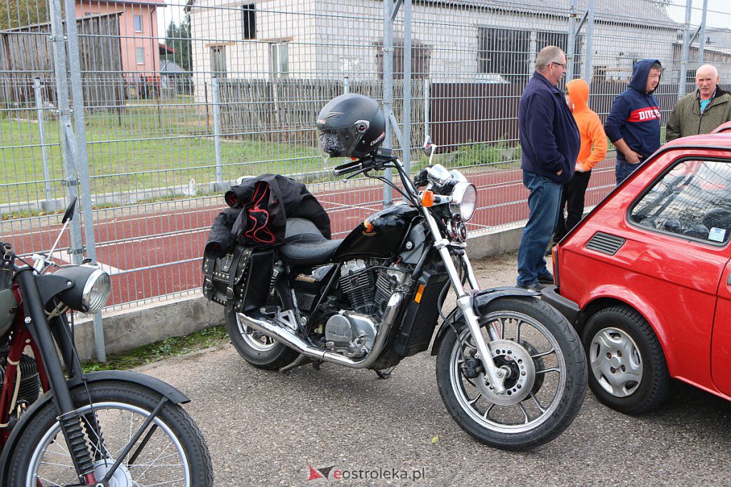 IX Rzekuńskie Spotkania Fanów Starej Motoryzacji [04.10.2020] - zdjęcie #86 - eOstroleka.pl
