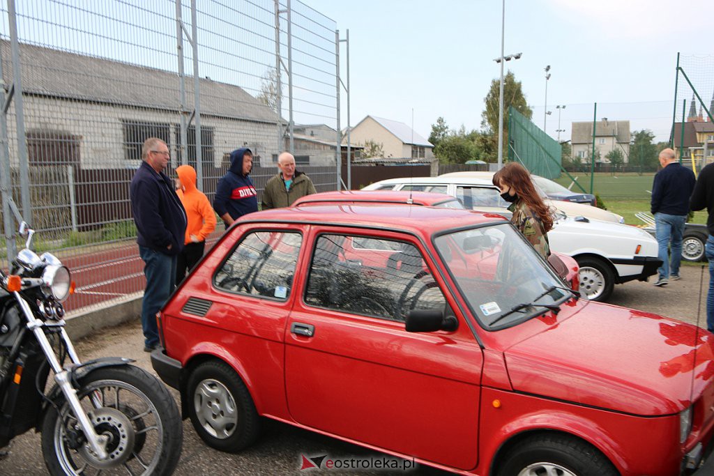 IX Rzekuńskie Spotkania Fanów Starej Motoryzacji [04.10.2020] - zdjęcie #85 - eOstroleka.pl