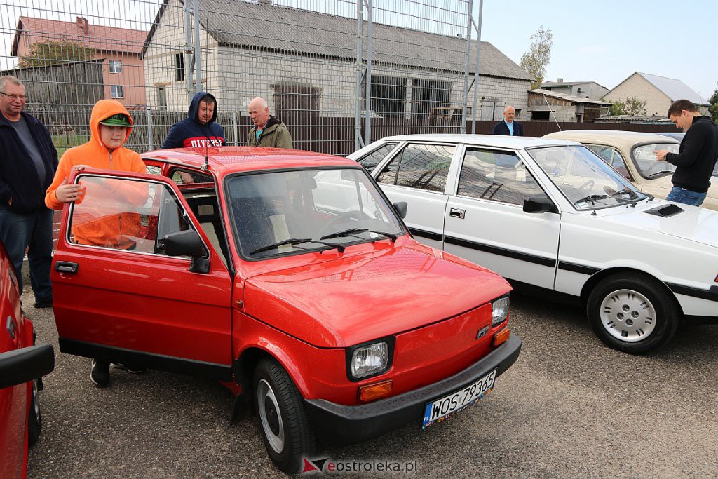 IX Rzekuńskie Spotkania Fanów Starej Motoryzacji [04.10.2020] - zdjęcie #84 - eOstroleka.pl