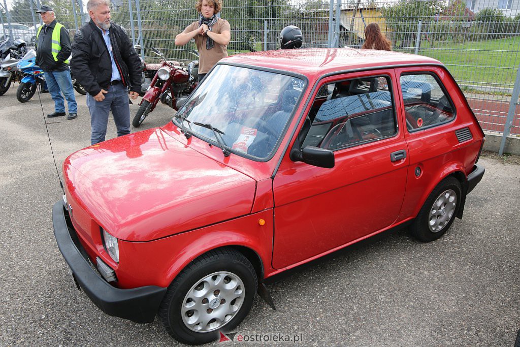 IX Rzekuńskie Spotkania Fanów Starej Motoryzacji [04.10.2020] - zdjęcie #82 - eOstroleka.pl
