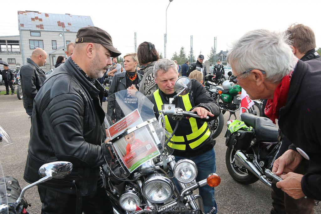 IX Rzekuńskie Spotkania Fanów Starej Motoryzacji [04.10.2020] - zdjęcie #63 - eOstroleka.pl