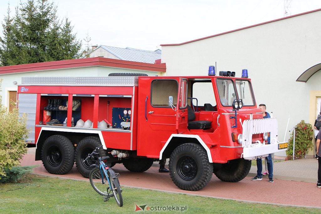 IX Rzekuńskie Spotkania Fanów Starej Motoryzacji [04.10.2020] - zdjęcie #56 - eOstroleka.pl