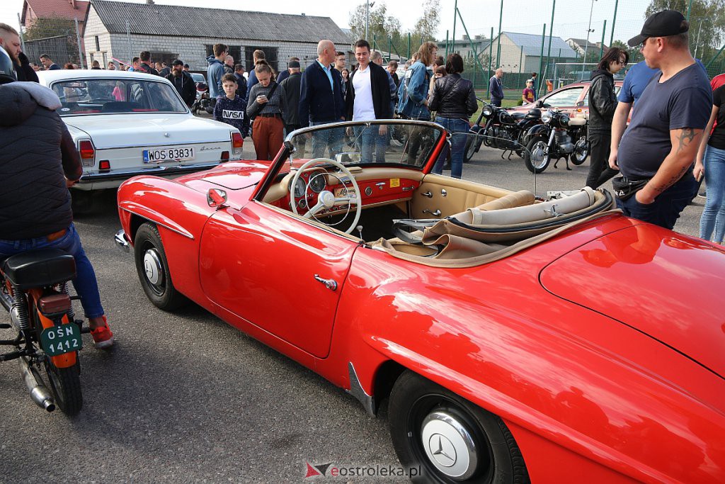 IX Rzekuńskie Spotkania Fanów Starej Motoryzacji [04.10.2020] - zdjęcie #51 - eOstroleka.pl