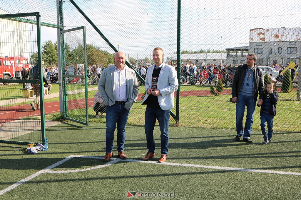 IX Rzekuńskie Spotkania Fanów Starej Motoryzacji [04.10.2020] - zdjęcie #41 - eOstroleka.pl