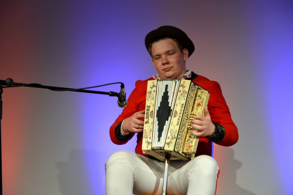 XXIV Regionalny Przegląd Harmonistów Ludowych „Kurpiowskie Granie” - zdjęcie #34 - eOstroleka.pl