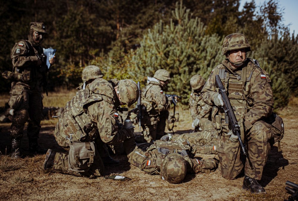 Ćwiczenia żołnierzy WOT podsumowujące miniony rok szkolenia - zdjęcie #1 - eOstroleka.pl