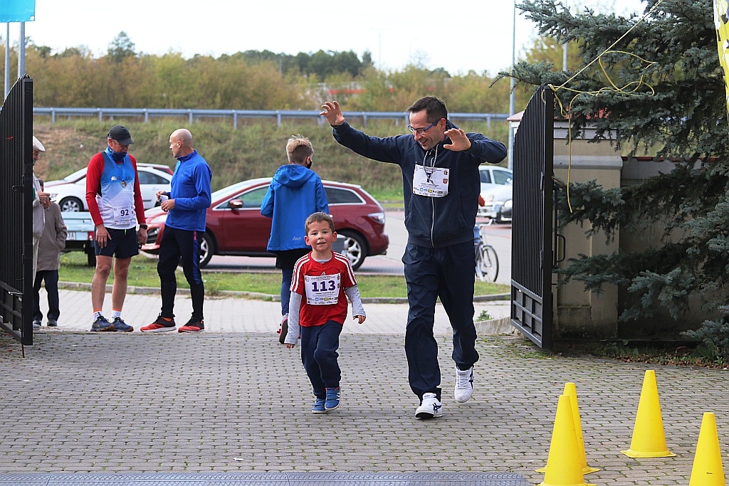 VI Ostrołęcki Bieg Papieski [11.10.2020] - zdjęcie #10 - eOstroleka.pl