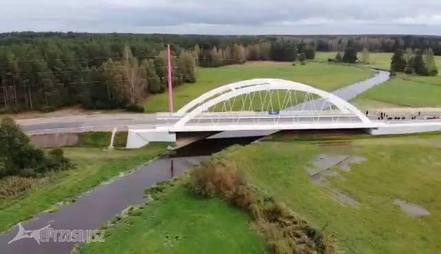 W Chorzelach mają nowy most. Patronem Papież Polak [19.10.2020] - zdjęcie #14 - eOstroleka.pl