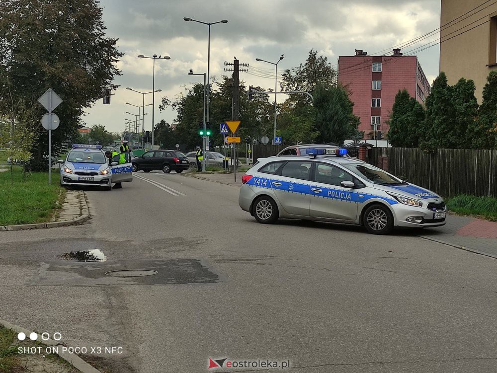 Wypadek na skrzyżowaniu Alei Wojska Polskiego z Witosa [19.10.2020] - zdjęcie #9 - eOstroleka.pl