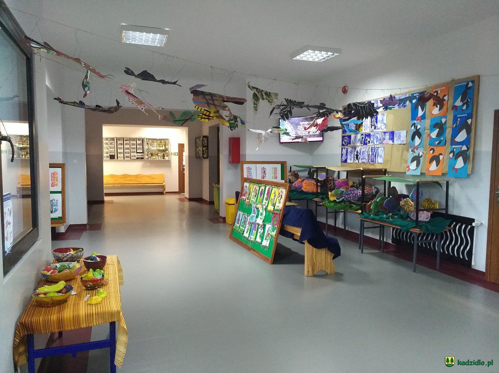 „W świecie sztuki” – wystawa prac uczniów szkoły w Chudku [21.10.2020] - zdjęcie #3 - eOstroleka.pl