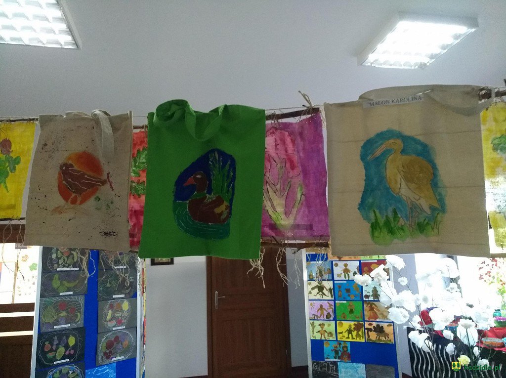 „W świecie sztuki” – wystawa prac uczniów szkoły w Chudku [21.10.2020] - zdjęcie #11 - eOstroleka.pl
