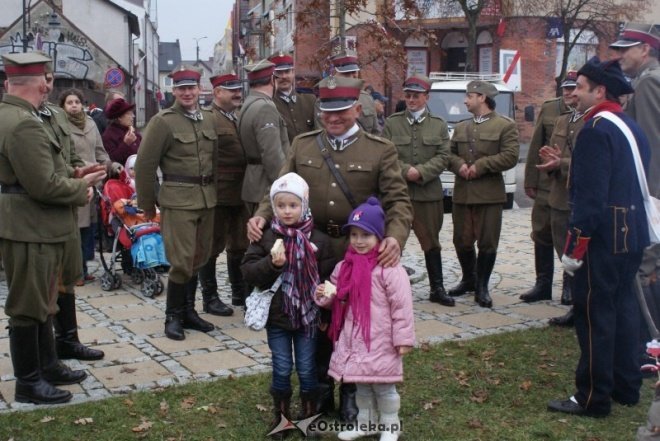 Dzień Niepodległości MKK (11.11.2010) - zdjęcie #23 - eOstroleka.pl