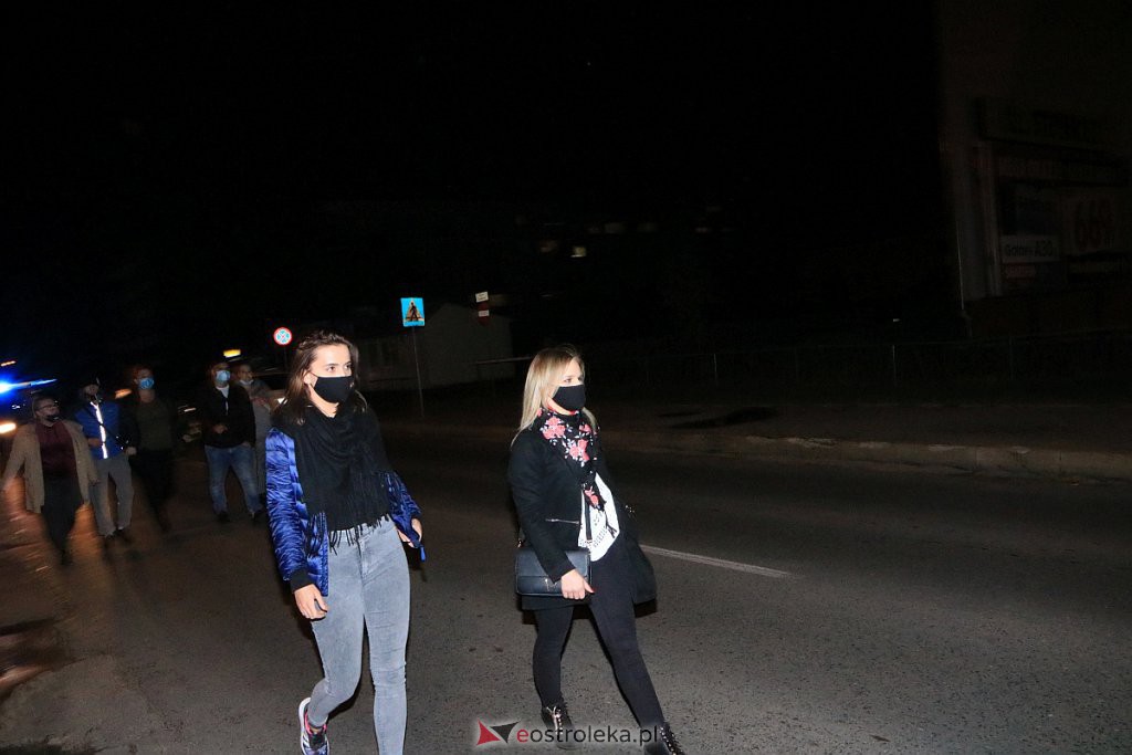 Ogólnopolski Strajk Kobiet w Ostrołęce [24.10.2020] - zdjęcie #15 - eOstroleka.pl