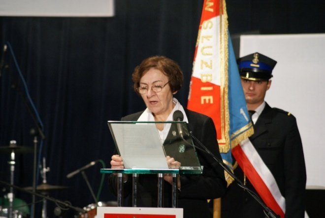 Miejskie Obchody Dnia Niepodległości (11.11.2010) - zdjęcie #37 - eOstroleka.pl