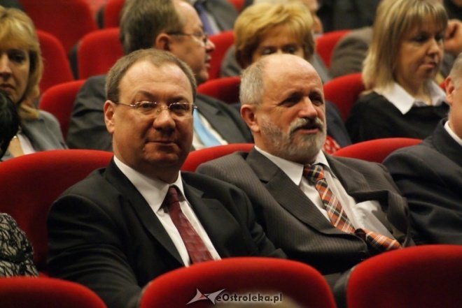 Miejskie Obchody Dnia Niepodległości (11.11.2010) - zdjęcie #79 - eOstroleka.pl
