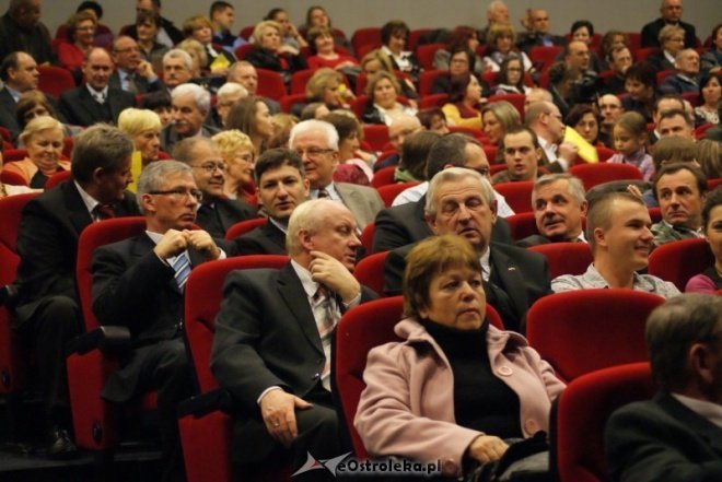 Miejskie Obchody Dnia Niepodległości (11.11.2010) - zdjęcie #74 - eOstroleka.pl