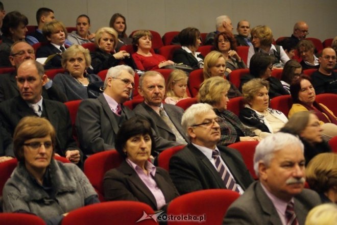 Miejskie Obchody Dnia Niepodległości (11.11.2010) - zdjęcie #70 - eOstroleka.pl