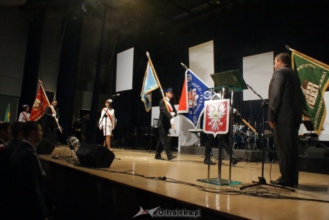 Miejskie Obchody Dnia Niepodległości (11.11.2010) - zdjęcie #68 - eOstroleka.pl