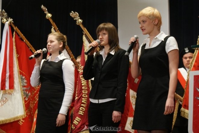 Miejskie Obchody Dnia Niepodległości (11.11.2010) - zdjęcie #65 - eOstroleka.pl