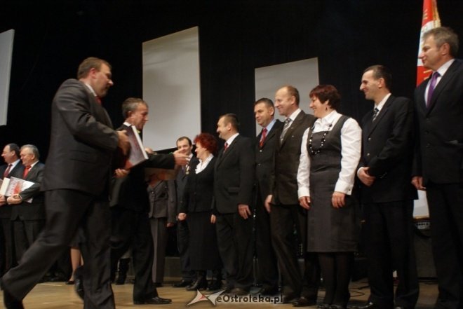Miejskie Obchody Dnia Niepodległości (11.11.2010) - zdjęcie #104 - eOstroleka.pl