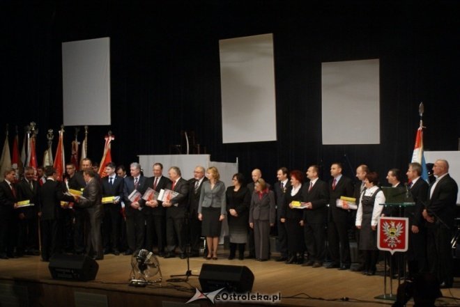 Miejskie Obchody Dnia Niepodległości (11.11.2010) - zdjęcie #98 - eOstroleka.pl