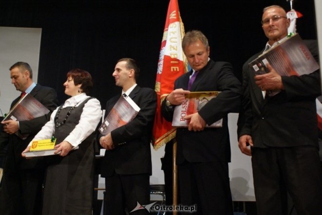 Miejskie Obchody Dnia Niepodległości (11.11.2010) - zdjęcie #94 - eOstroleka.pl
