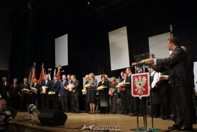 Miejskie Obchody Dnia Niepodległości (11.11.2010) - zdjęcie #91 - eOstroleka.pl
