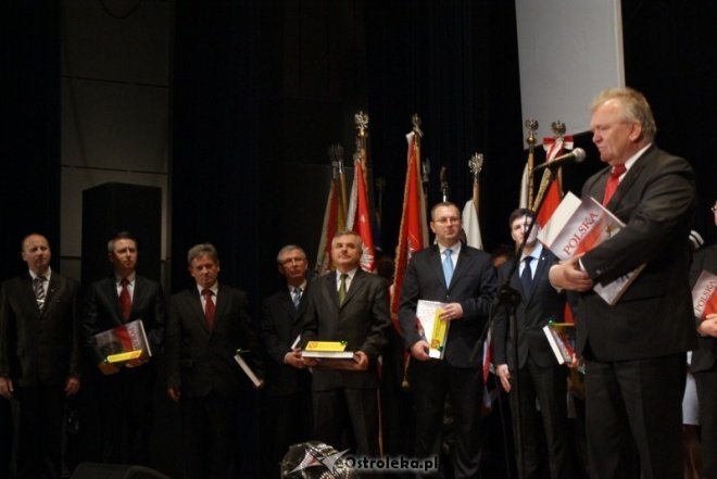 Miejskie Obchody Dnia Niepodległości (11.11.2010) - zdjęcie #89 - eOstroleka.pl