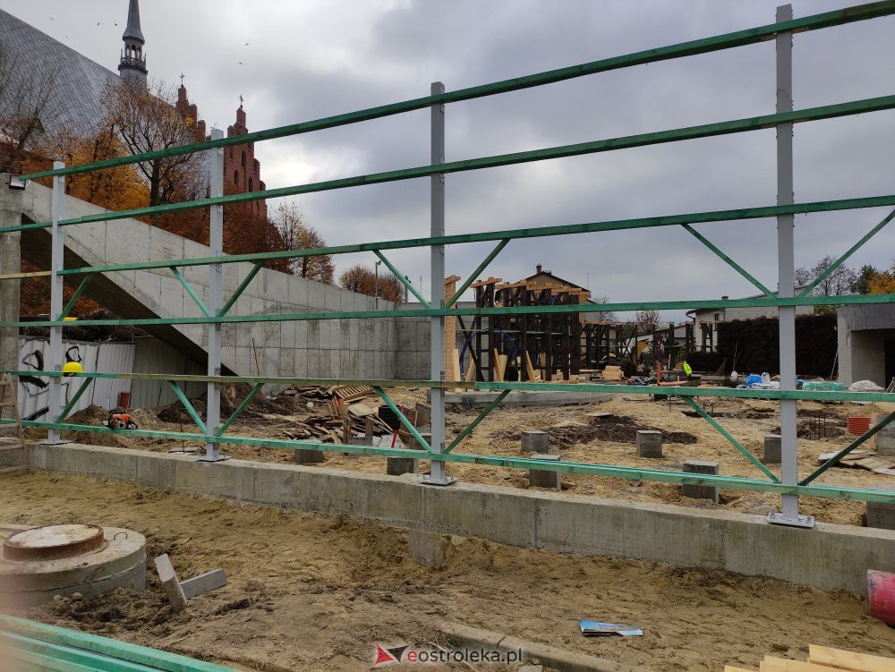 Budowa tężni w Rzekuniu [30.10.2020] - zdjęcie #10 - eOstroleka.pl
