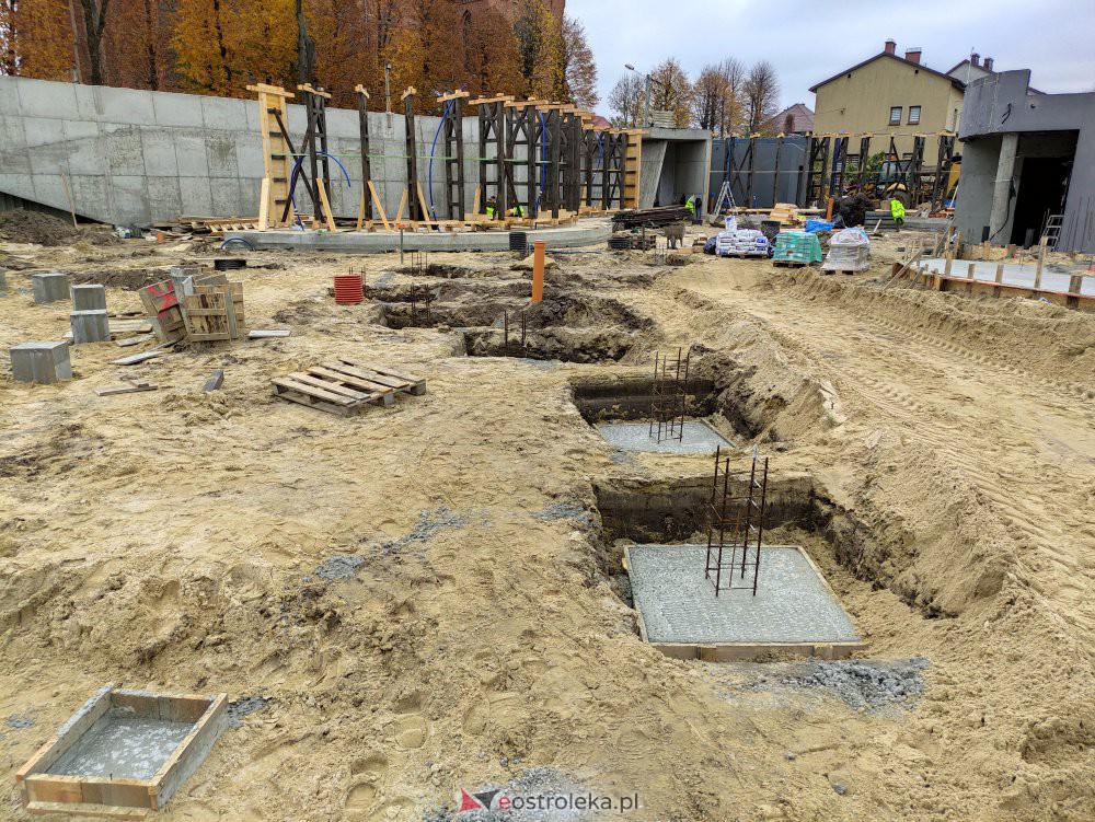 Budowa tężni w Rzekuniu [30.10.2020] - zdjęcie #15 - eOstroleka.pl