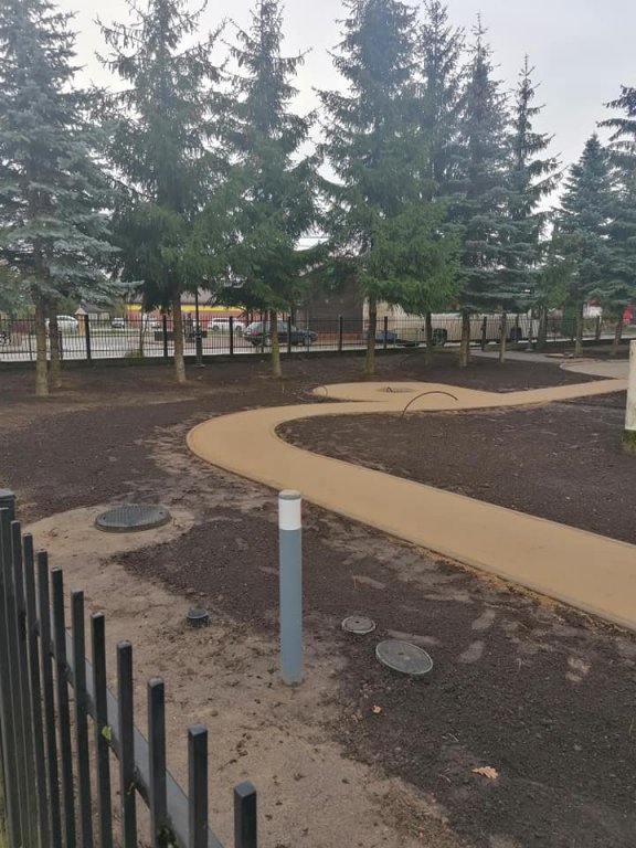 Przy szkoła podstawowej w Kadzidle powstaje arboretum - zdjęcie #3 - eOstroleka.pl