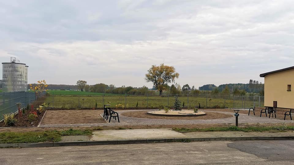 Nowy skwer w Drwęczy - zdjęcie #6 - eOstroleka.pl