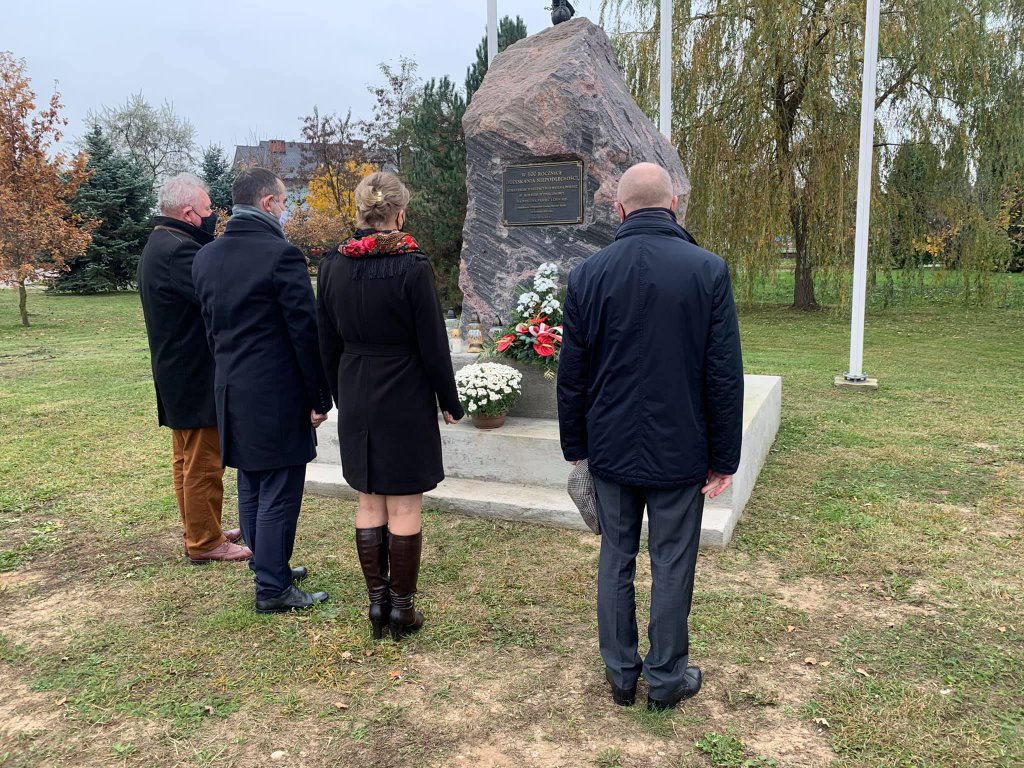 Tak obchodzono Święto Niepodległości w Olszewie-Borkach [12.11.2020] - zdjęcie #6 - eOstroleka.pl