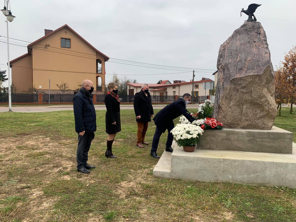 Tak obchodzono Święto Niepodległości w Olszewie-Borkach [12.11.2020] - zdjęcie #2 - eOstroleka.pl